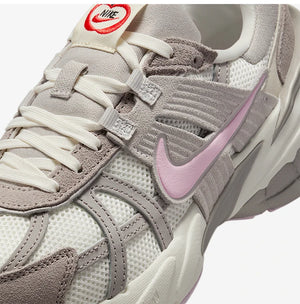 Nike V2K Run Women’s Retro Sneakers