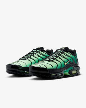 Nike Air Max Plus Men’s Low-Top Running Sneakers