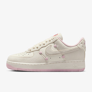 Nike Air Force 1 Low Women’s Sneakers