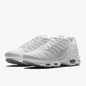Nike Air Max Plus Men’s Cushioned Running Sneakers