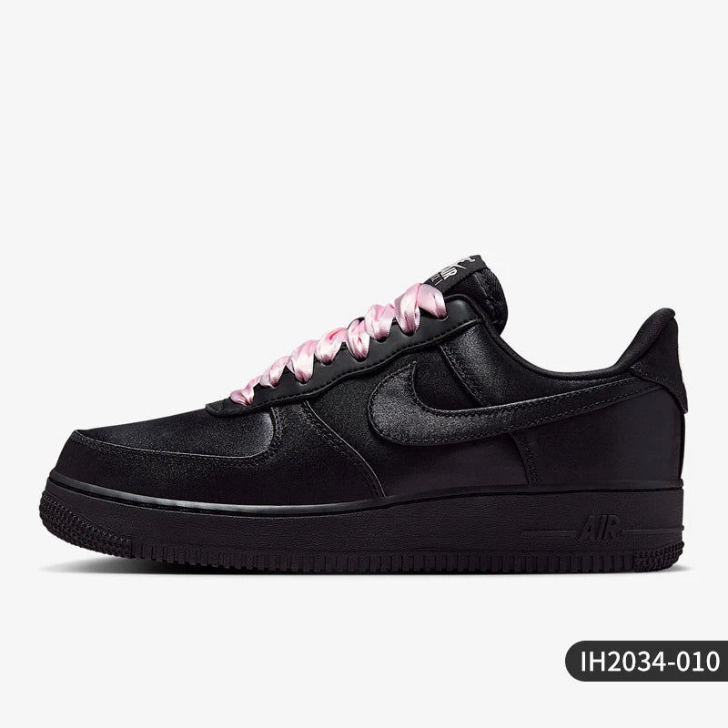 Nike Air Force 1 Women’s Lightweight Sneakers