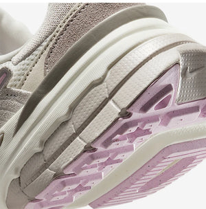 Nike V2K Run Women’s Retro Sneakers