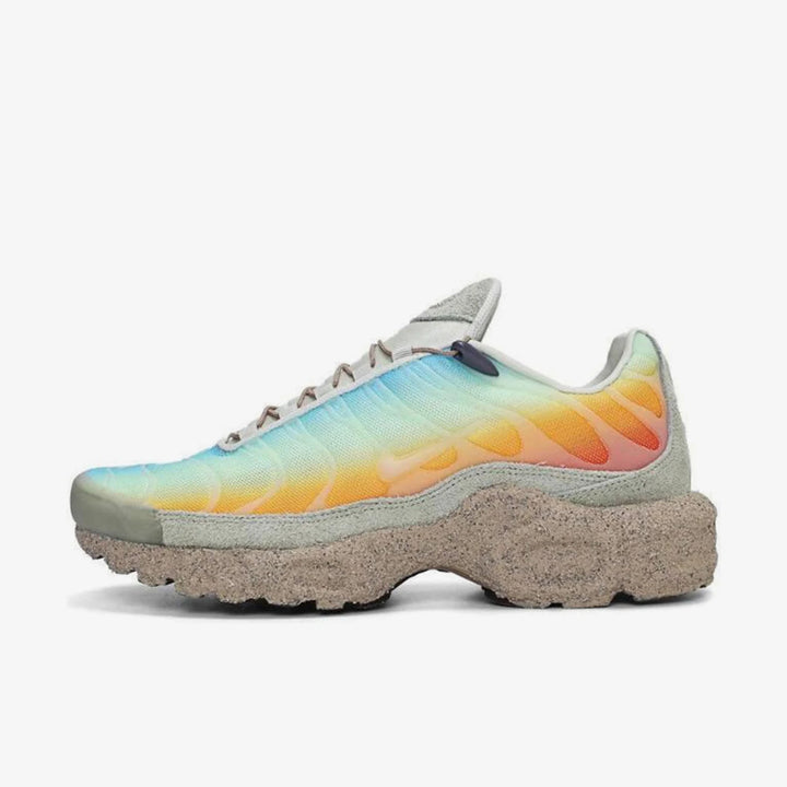 Nike Air Max Plus women's running shoes, image 1