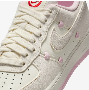 Nike Air Force 1 Low Women’s Sneakers
