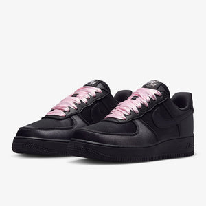 Nike Air Force 1 Women’s Lightweight Sneakers