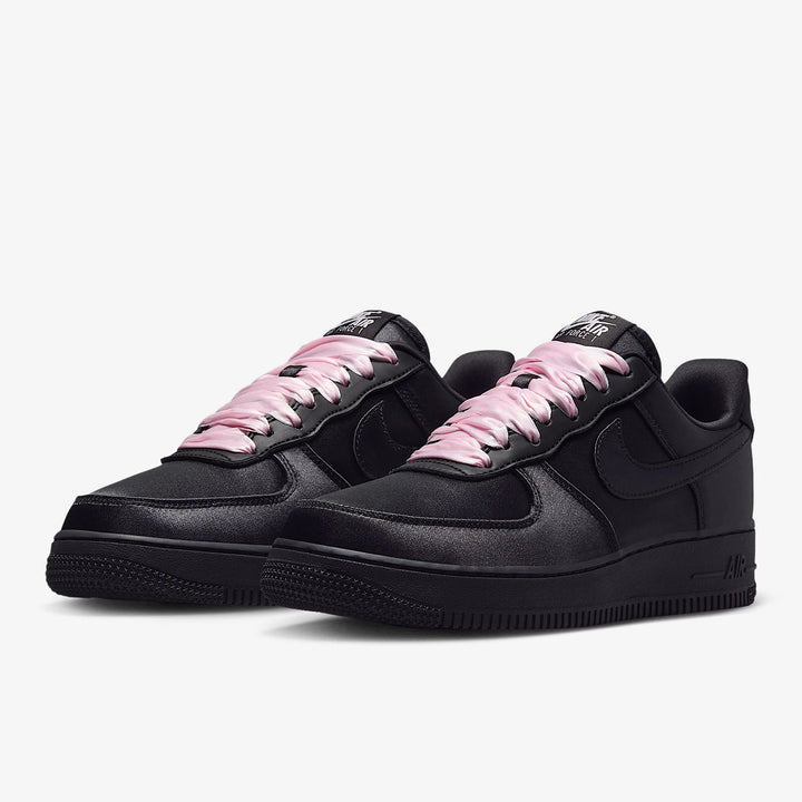 Nike Air Force 1 Women’s Lightweight Sneakers